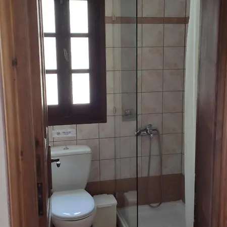 Maistros Πανσιόν