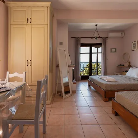 Maistros Guest house Damouchari