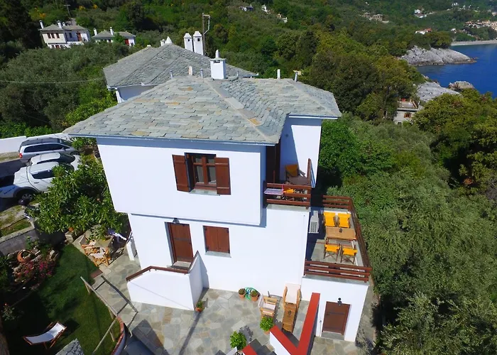 Maistros 达默查理